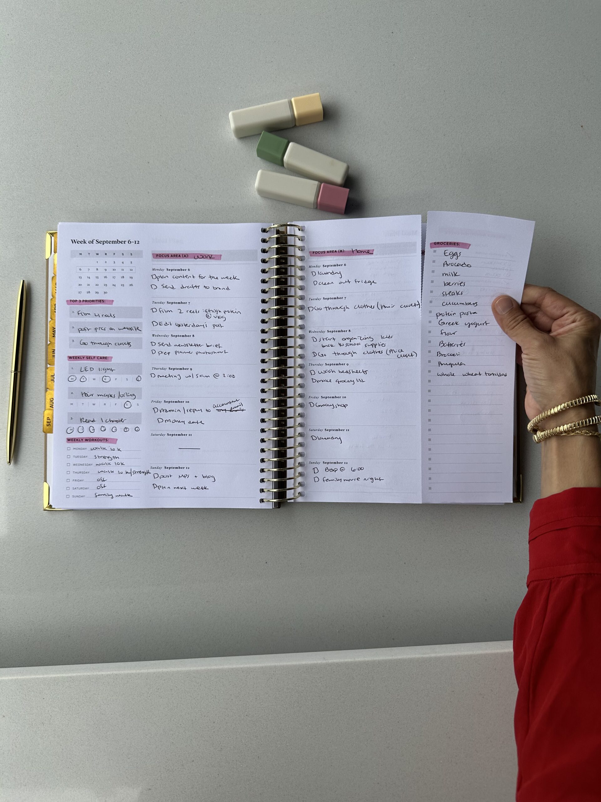 2027 Weekly Planner - Image 13